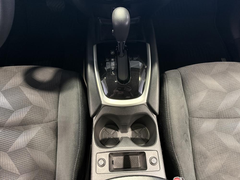 Nissan Rogue S 2016 d&rsquo;occasion à vendre - 29
