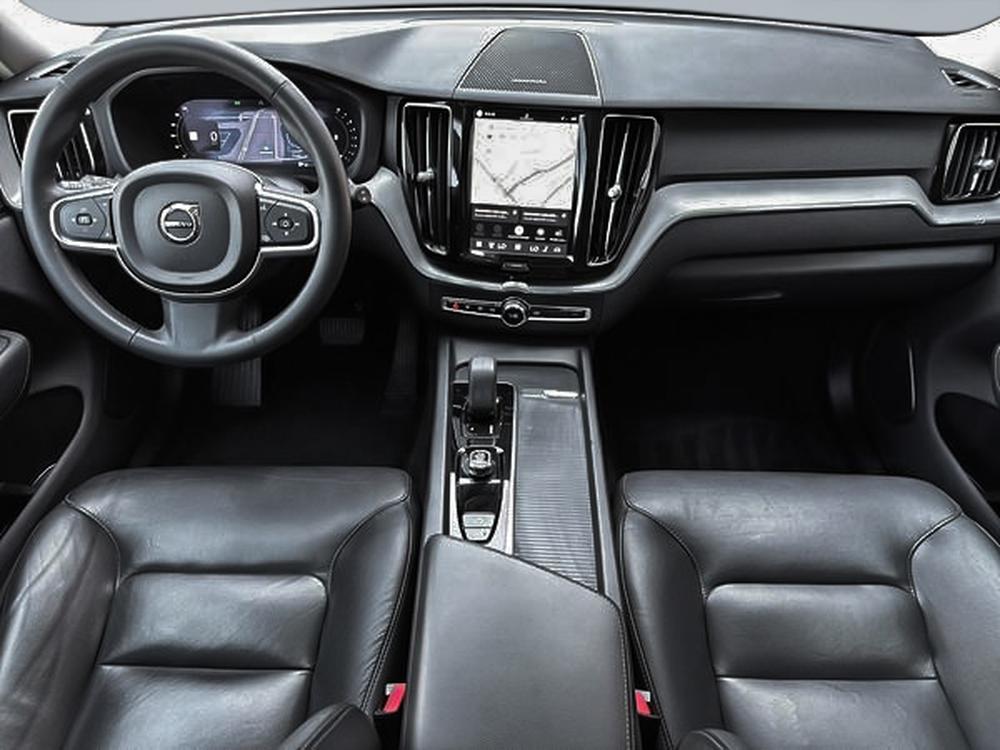 Volvo XC60 B6 MOMENTUM AWD // PREMIUM PACK 2022 d&rsquo;occasion à vendre - 18