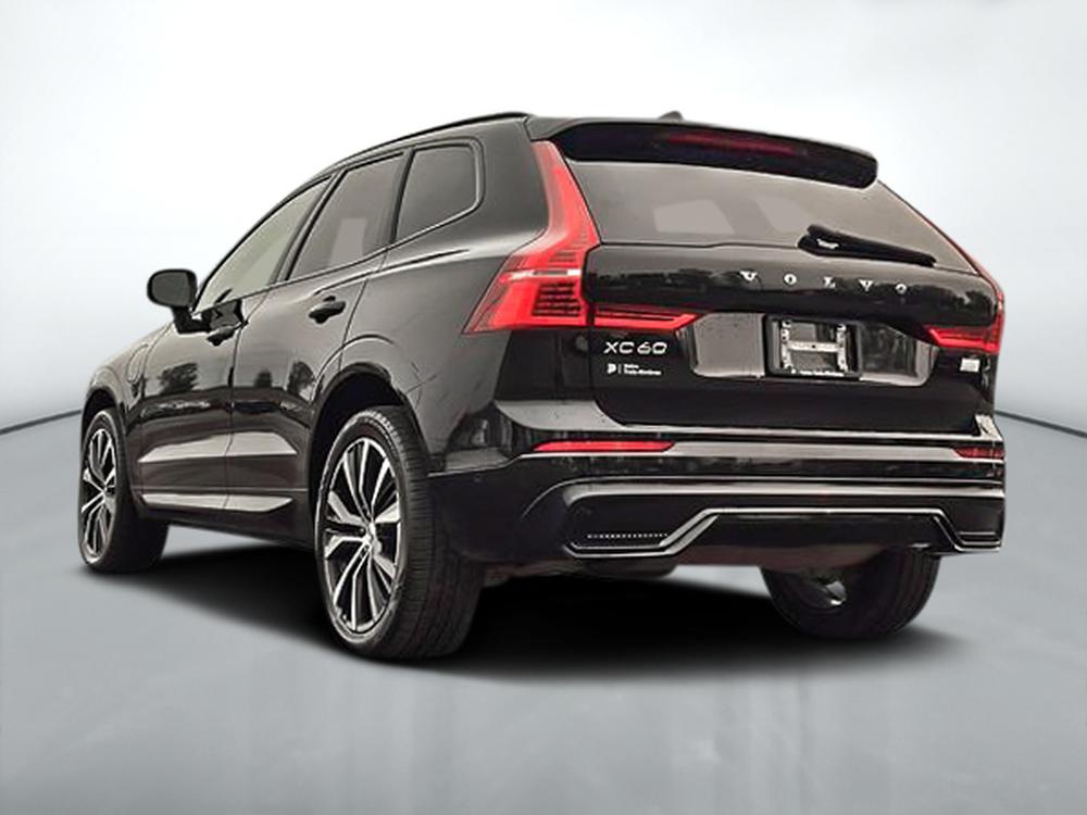 Volvo XC60 Recharge T8 PLUS AWD PHEV // PO;ESTAR OPTIMISATION 2023 — photo 8
