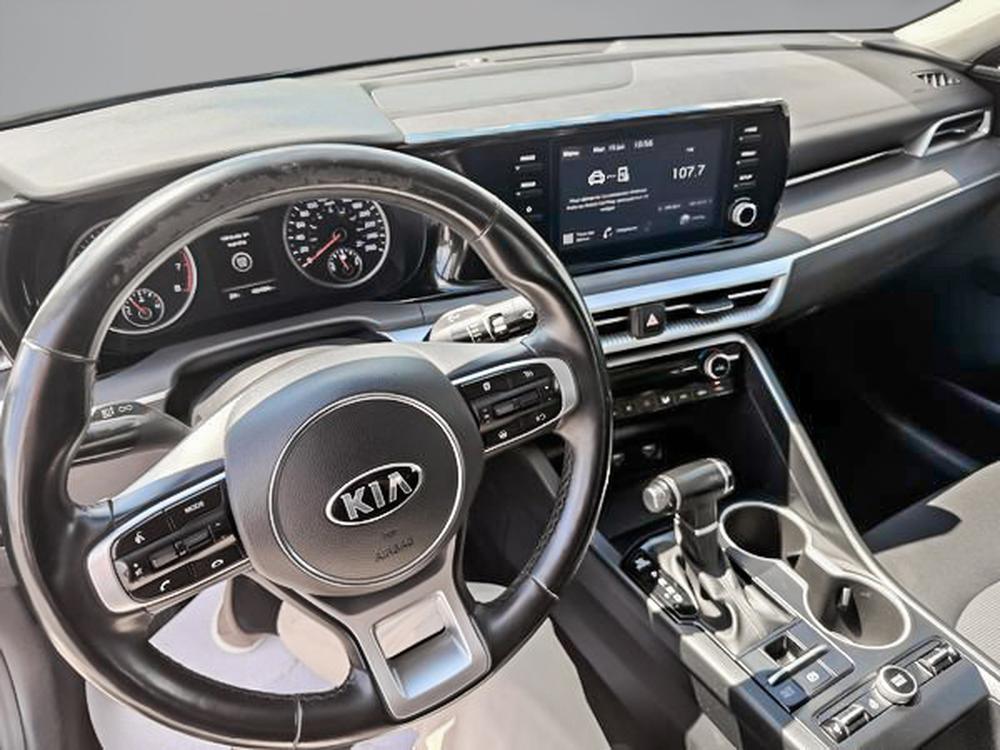 Kia K5 2021 Bleu usage à vendre Kia K5 2021 Bleu usage à vendre