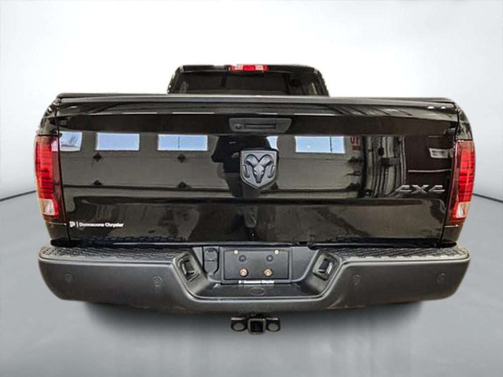 Ram 1500 Classic Warlock 6 cyl 2022 d&rsquo;occasion à vendre - 7