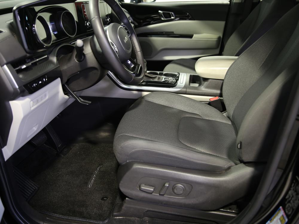 Kia Carnival LX+ 2024 d&rsquo;occasion à vendre - 16