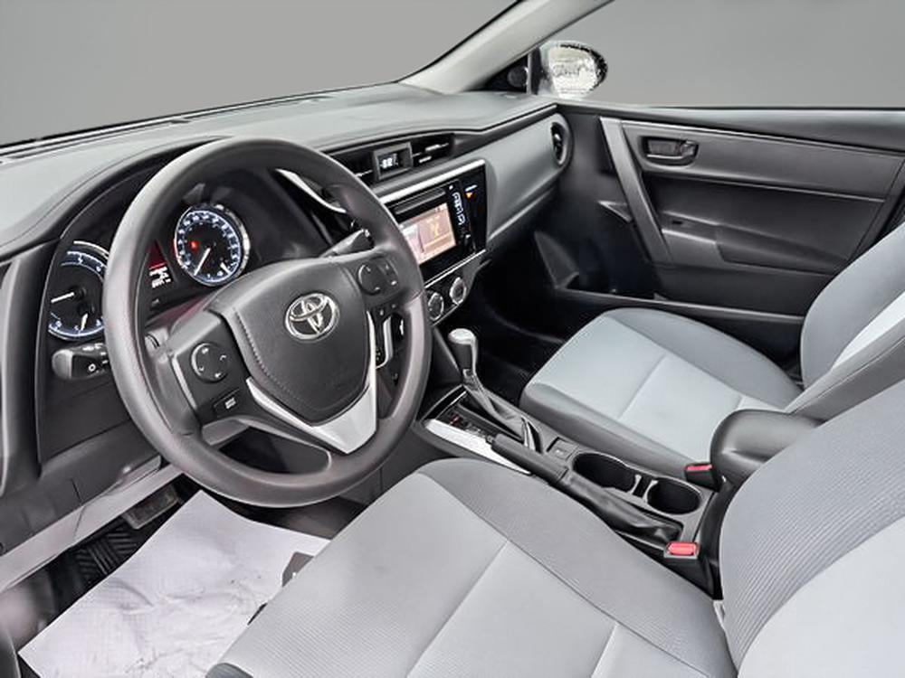 Toyota Corolla CE 2019 d&rsquo;occasion à vendre - 16