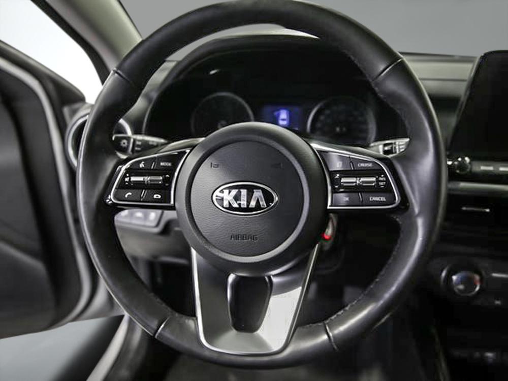 Kia Forte EX 2020 d&rsquo;occasion à vendre - 17