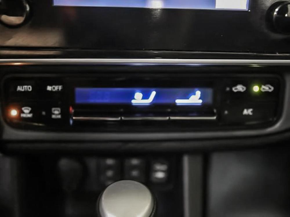 Toyota Corolla LE 2019 d&rsquo;occasion à vendre - 26