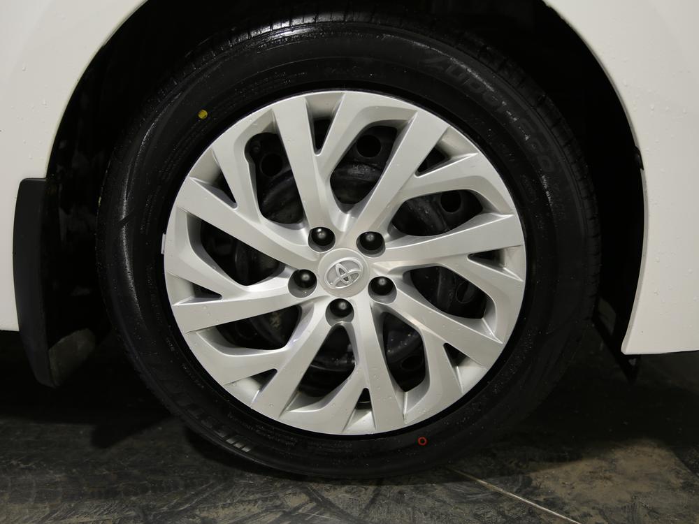 Toyota Corolla LE 2019 d&rsquo;occasion à vendre - 11