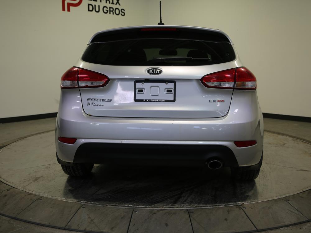 Kia 5 portes Forte EX 2015 d&rsquo;occasion à vendre - 4