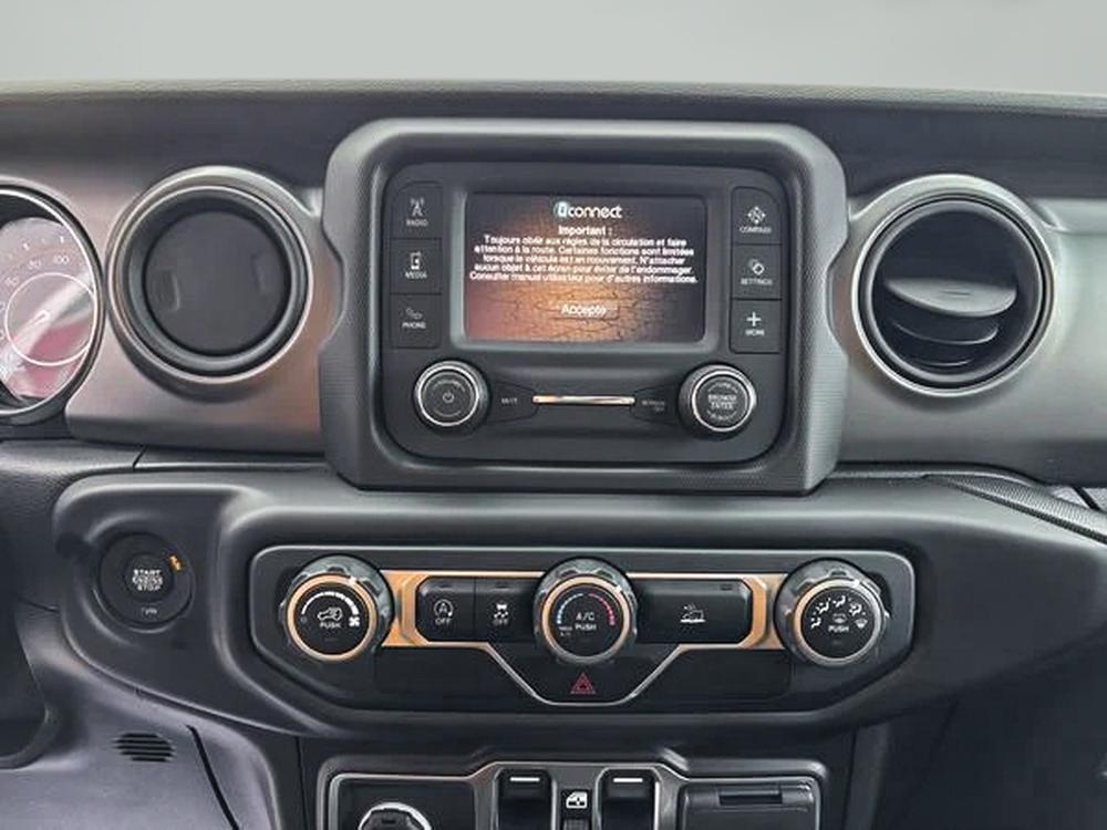 Jeep Gladiator WILLYS 2021 d&rsquo;occasion à vendre - 17