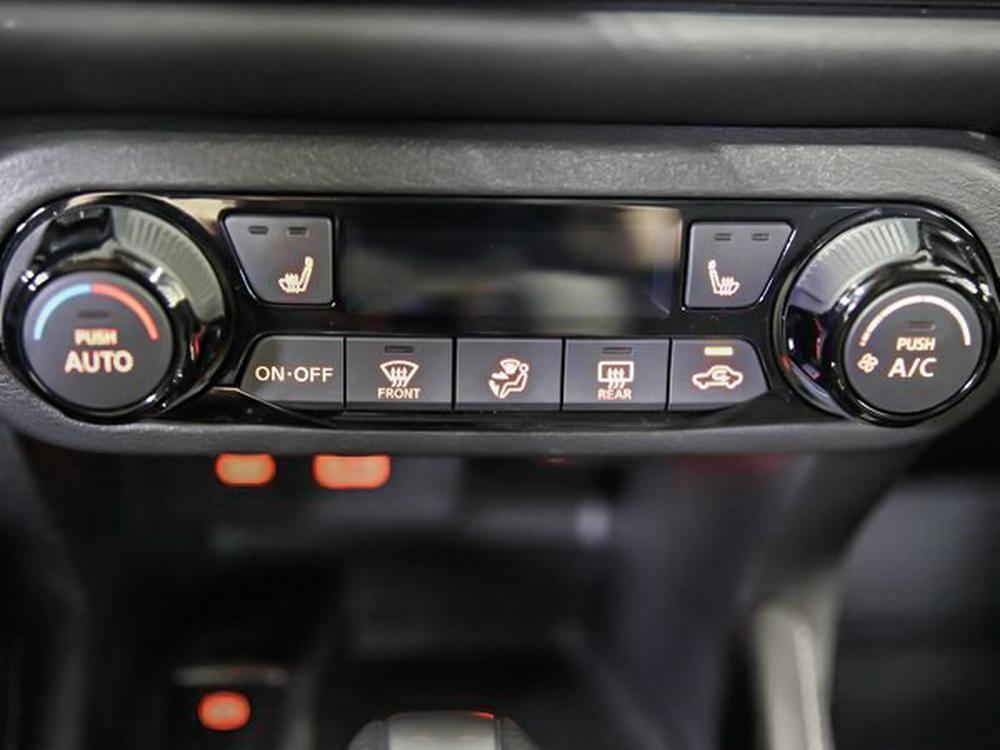 Nissan Kicks SR 2023 d&rsquo;occasion à vendre - 28