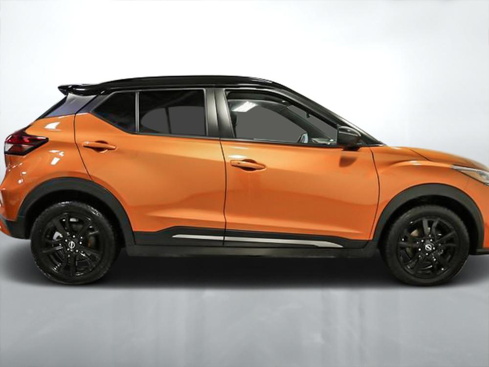 Nissan Kicks SR 2023 d&rsquo;occasion à vendre - 2
