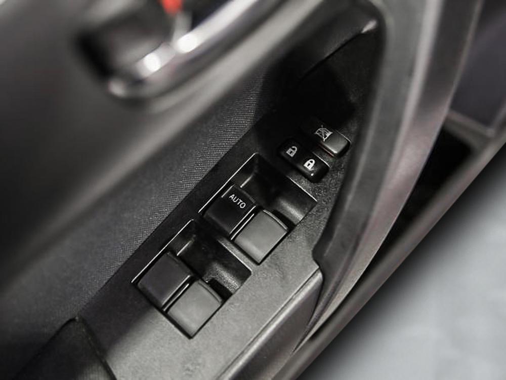 Toyota Corolla LE 2019 d&rsquo;occasion à vendre - 13