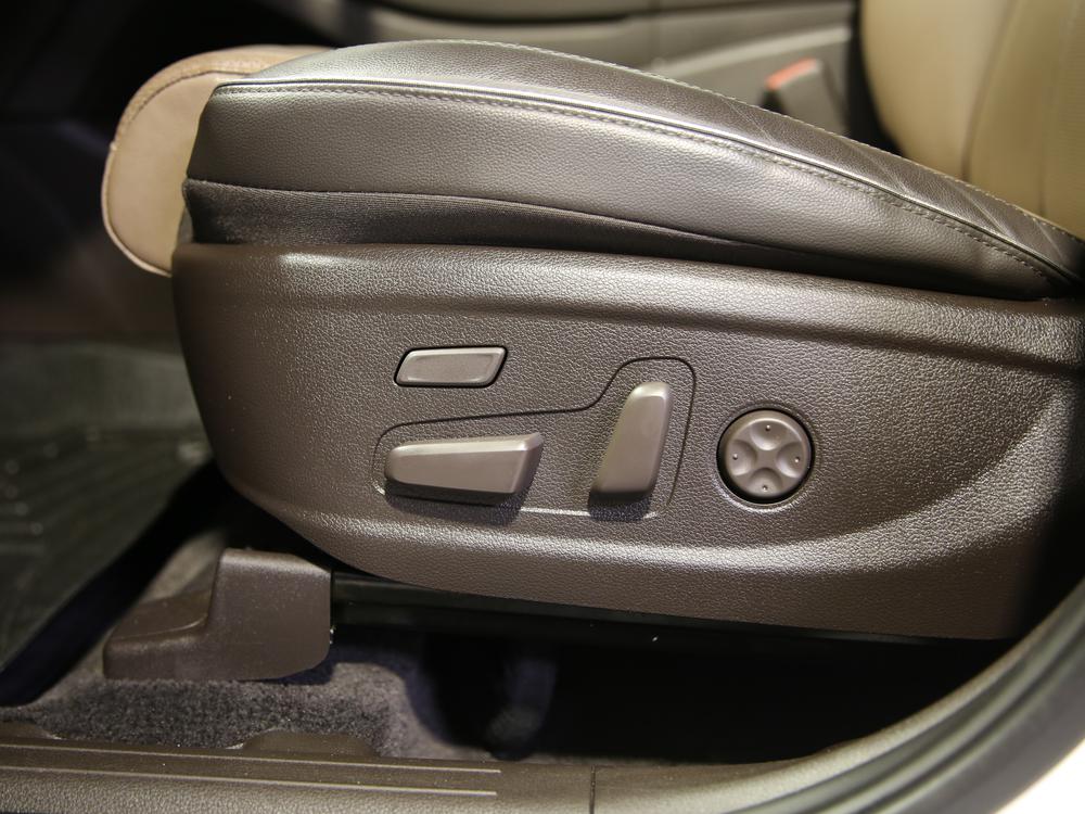 Hyundai Santa Fe hybride rechargeable Luxury 2022 d&rsquo;occasion à vendre - 19