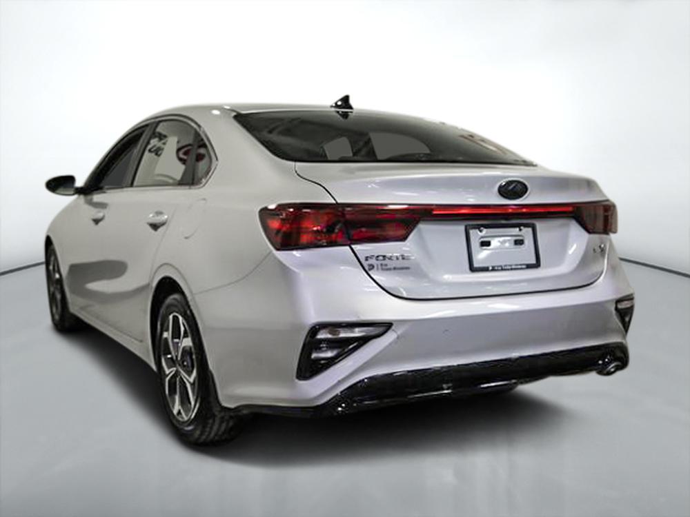 Kia Forte EX 2020 d&rsquo;occasion à vendre - 6