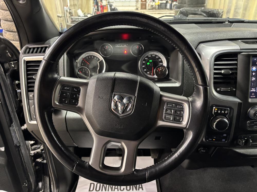 Ram 1500 Classic Warlock 6 cyl 2022 d&rsquo;occasion à vendre - 16