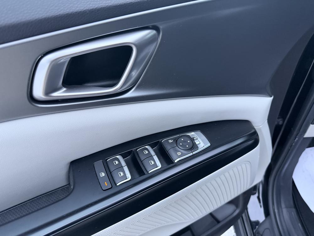 Kia Carnival LX 2022 d&rsquo;occasion à vendre - 13