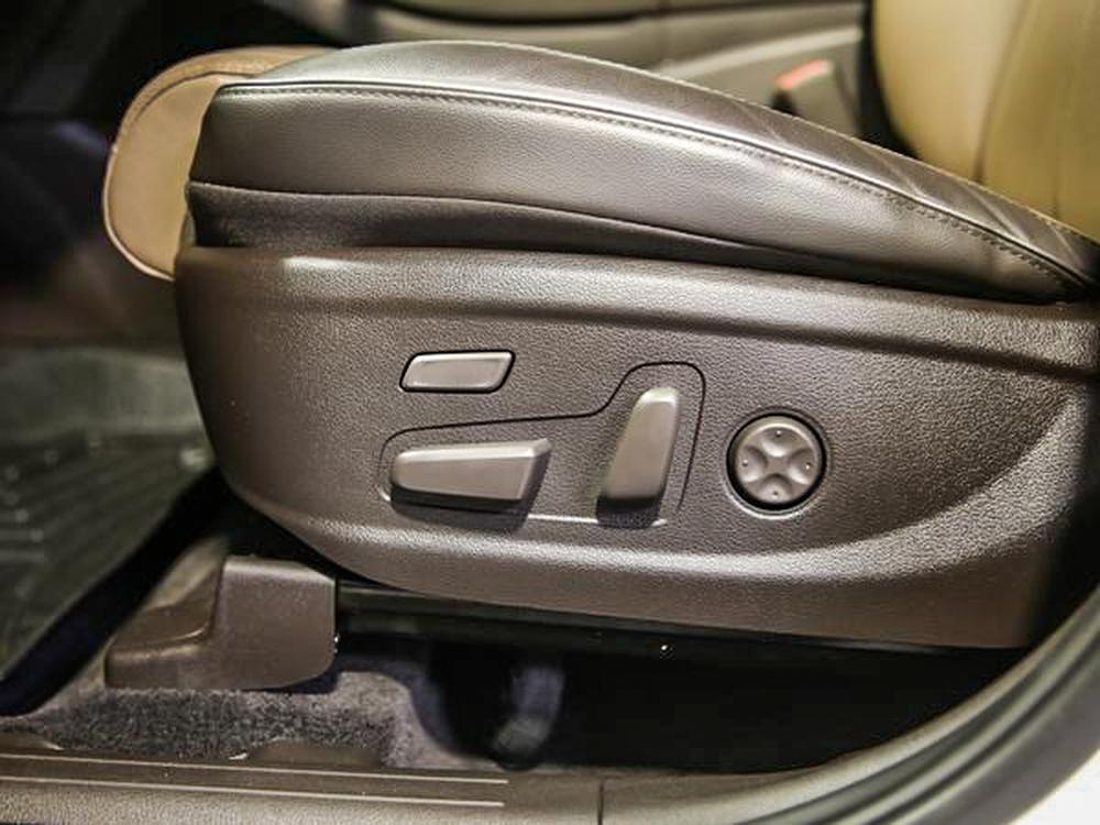 Hyundai Santa Fe hybride rechargeable Luxury 2022 d&rsquo;occasion à vendre - 19