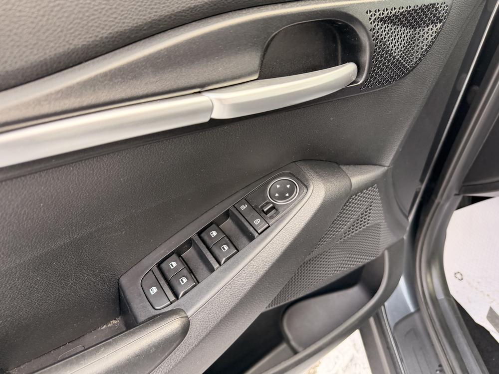 Kia Seltos LX FWD 2023 d&rsquo;occasion à vendre - 13