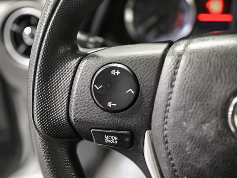 Toyota Corolla LE 2019 d&rsquo;occasion à vendre - 17