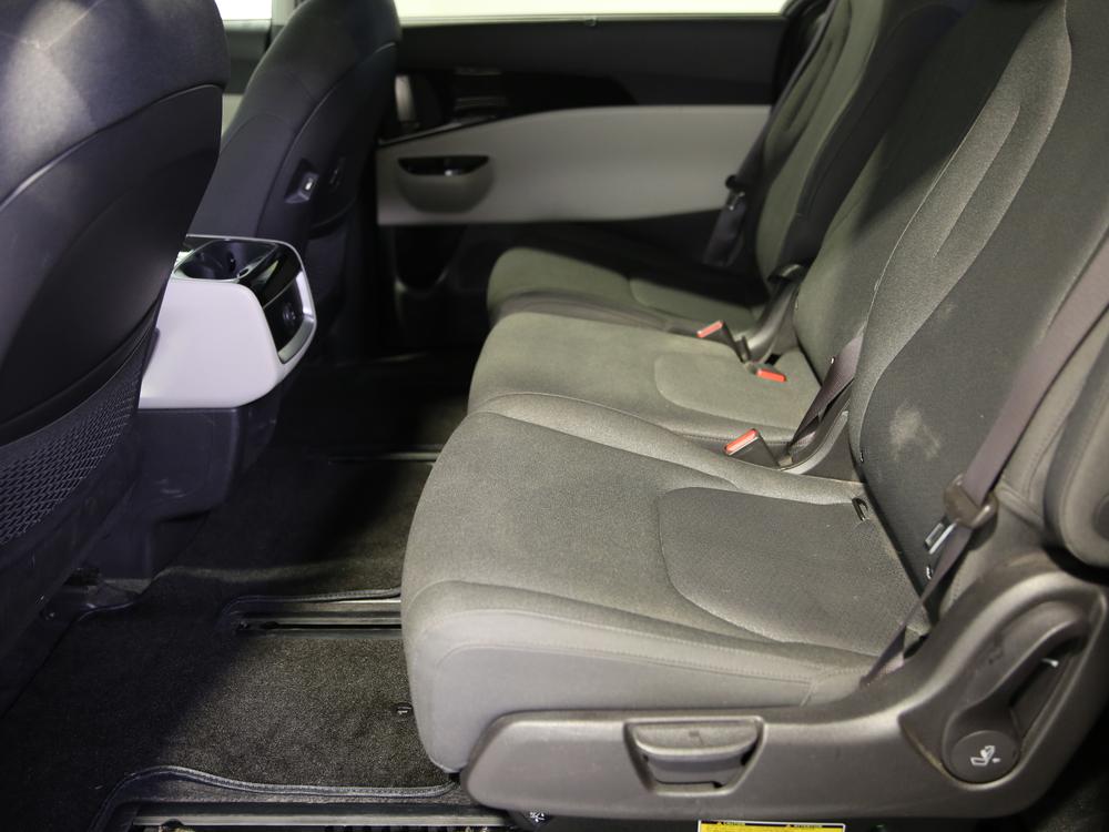 Kia Carnival LX+ 2024 d&rsquo;occasion à vendre - 31