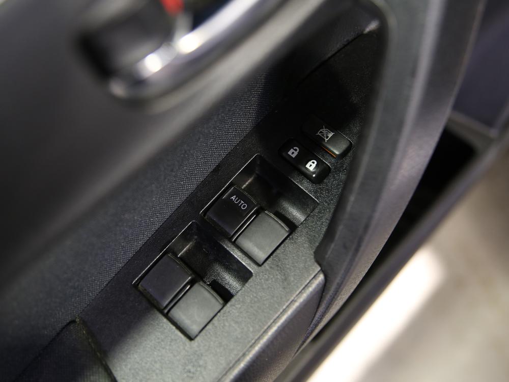 Toyota Corolla LE 2019 d&rsquo;occasion à vendre - 13