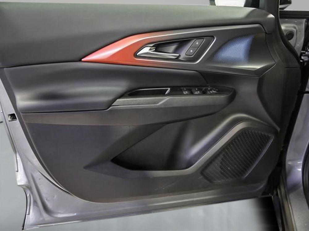 Chevrolet Equinox EV RS 2025 d&rsquo;occasion à vendre - 12