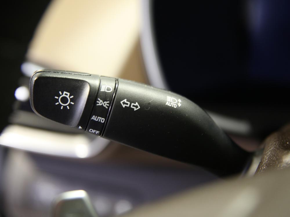 Hyundai Santa Fe hybride rechargeable Luxury 2022 d&rsquo;occasion à vendre - 24