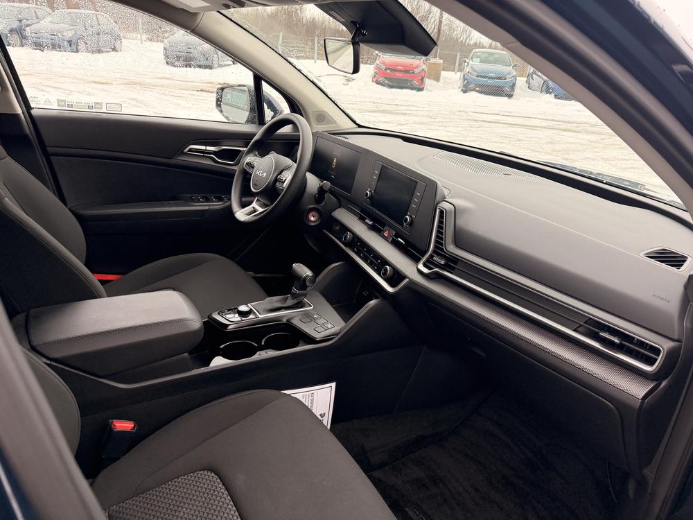Kia Sportage LX FWD 2024 d&rsquo;occasion à vendre - 12