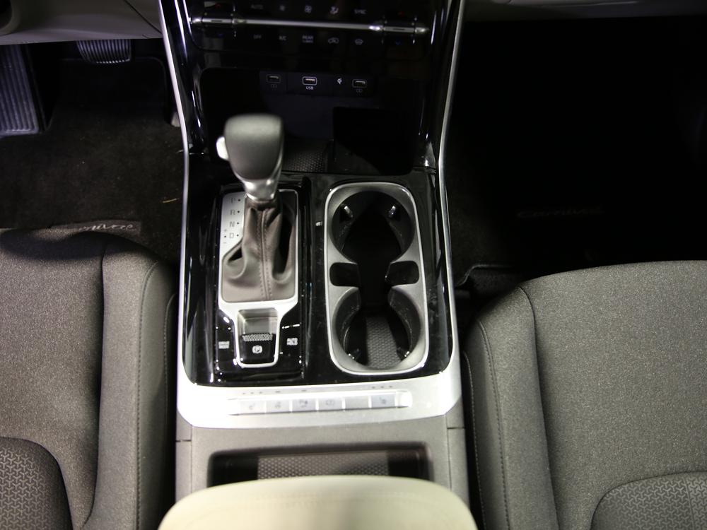 Kia Carnival LX+ 2024 d&rsquo;occasion à vendre - 28