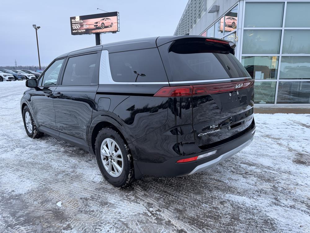Kia Carnival LX 2022 d&rsquo;occasion à vendre - 6
