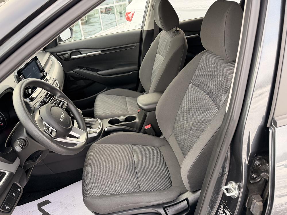 Kia Seltos LX FWD 2023 d&rsquo;occasion à vendre - 16