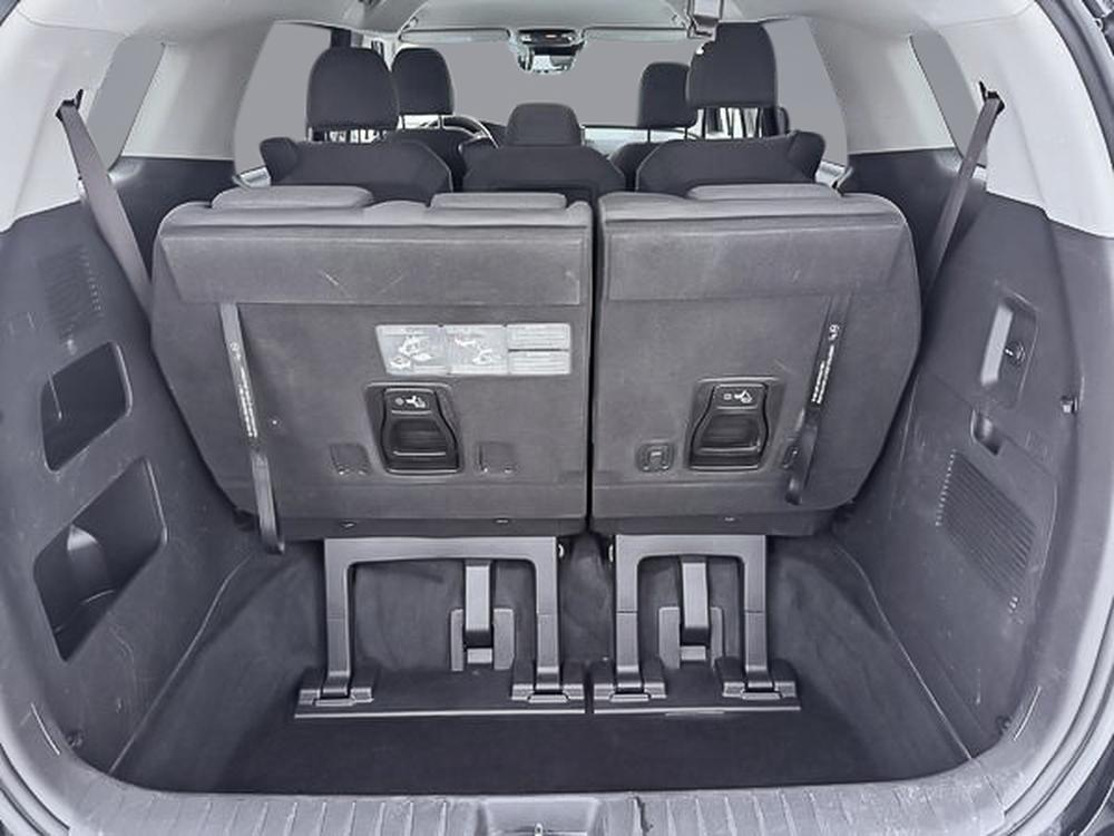 Kia Carnival LX 2022 d&rsquo;occasion à vendre - 32
