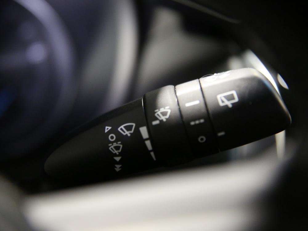 Toyota Venza XLE 2022 d&rsquo;occasion à vendre - 23