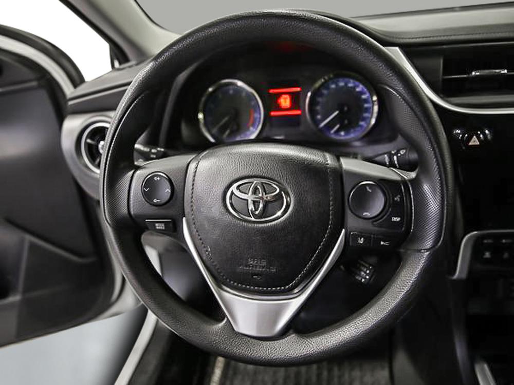 Toyota Corolla LE 2019 d&rsquo;occasion à vendre - 16