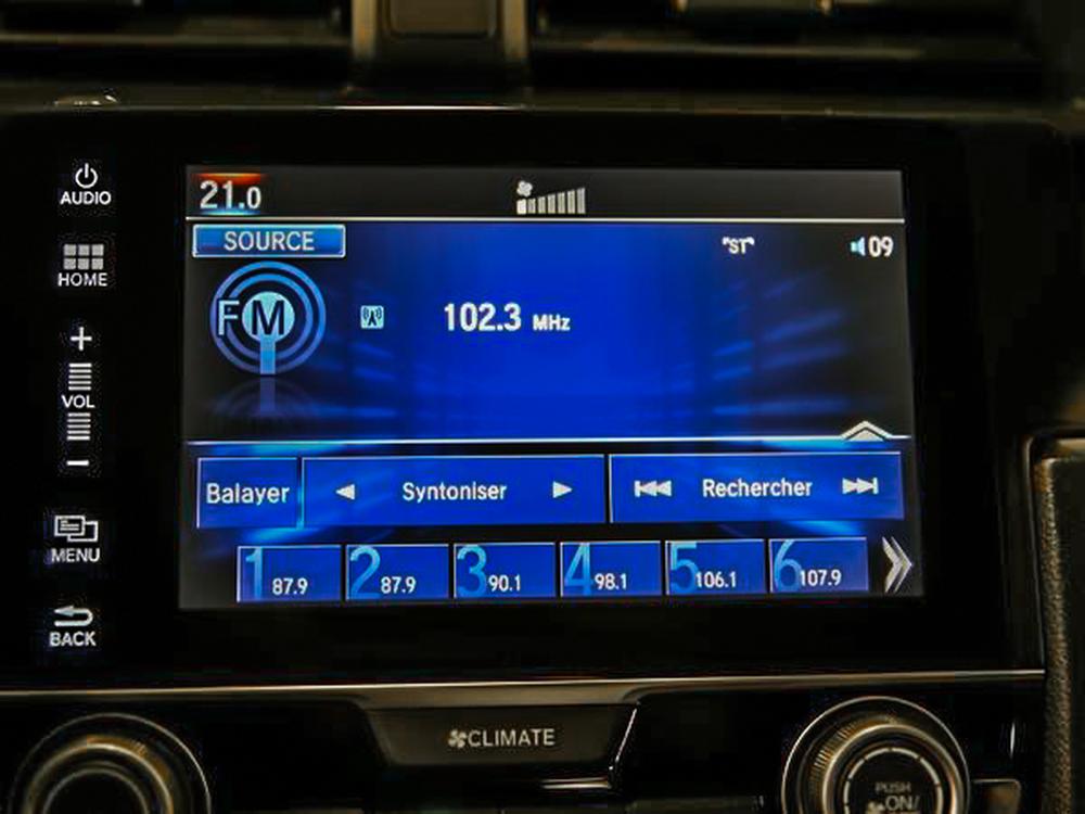 Honda Civic Sedan LX 2017 d&rsquo;occasion à vendre - 24