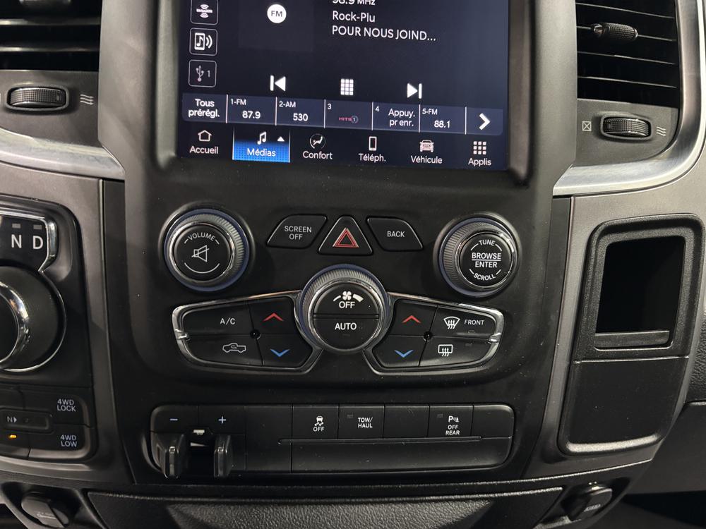 Ram 1500 Classic Warlock 6 cyl 2022 d&rsquo;occasion à vendre - 21