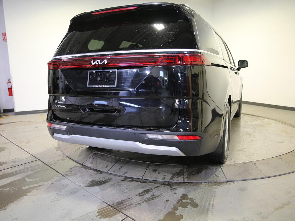 Kia Carnival LX+ 2024 d&rsquo;occasion à vendre - 3