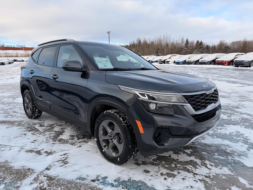 Kia Seltos LX FWD 2023 d&rsquo;occasion à vendre - 1