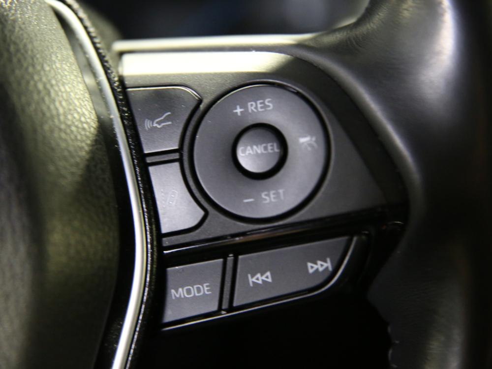 Toyota Venza XLE 2022 d&rsquo;occasion à vendre - 21