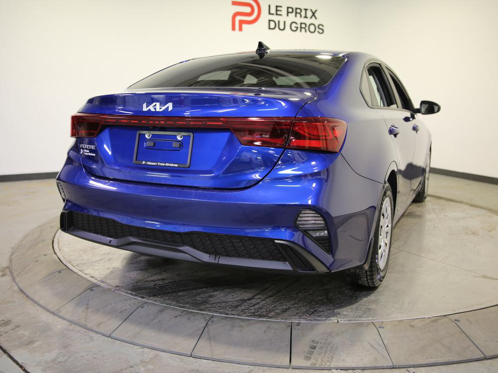 Kia Forte LX 2022 d&rsquo;occasion à vendre - 3