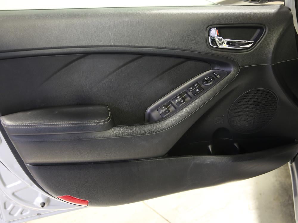 Kia 5 portes Forte EX 2015 d&rsquo;occasion à vendre - 13