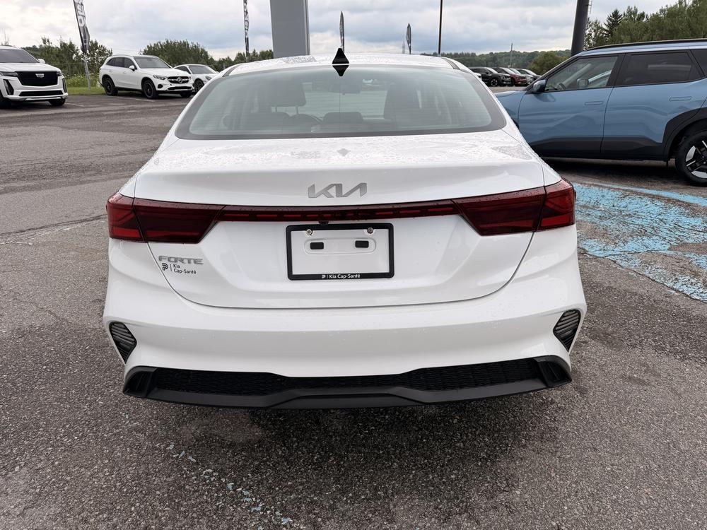 Kia Forte LX 2024 d&rsquo;occasion à vendre - 7