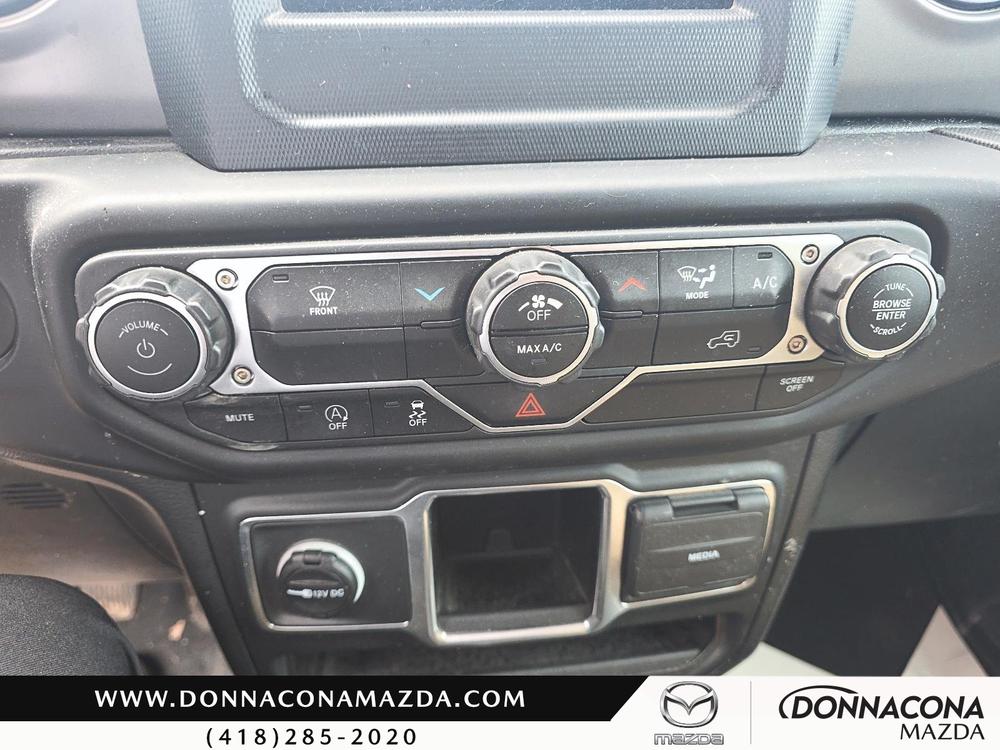 Jeep Wrangler SPORT 2023 d&rsquo;occasion à vendre - 18