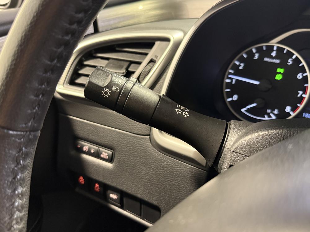 Nissan Murano SV 2017 d&rsquo;occasion à vendre - 23