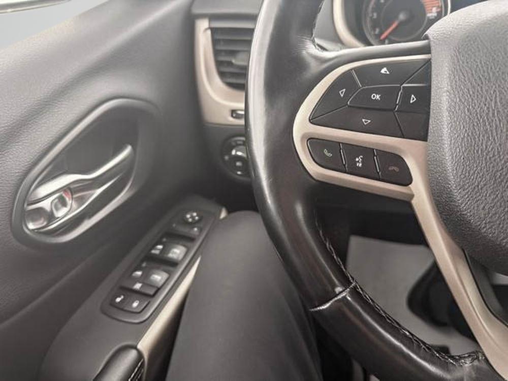 Jeep Cherokee LIMITED AWD 3.2L 2017 d&rsquo;occasion à vendre - 22
