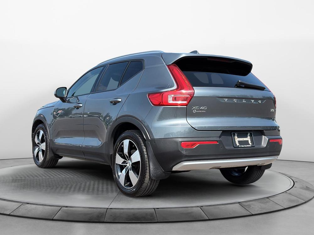 Volvo XC40 MOMENTUM AWD// PLUS PACKAGE 2019 d&rsquo;occasion à vendre - 8