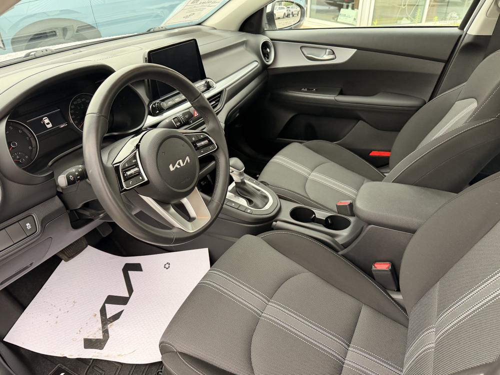 Kia Forte LX 2024 d&rsquo;occasion à vendre - 19