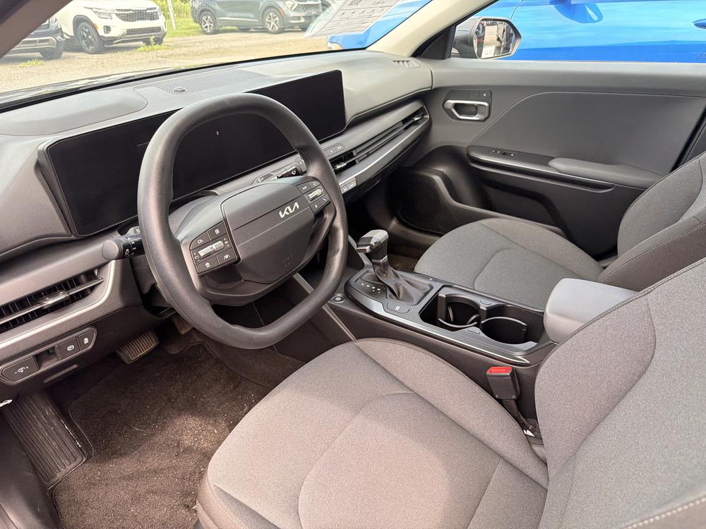 Kia K4 2025 Gris usage à vendre Kia K4 2025 Gris usage à vendre