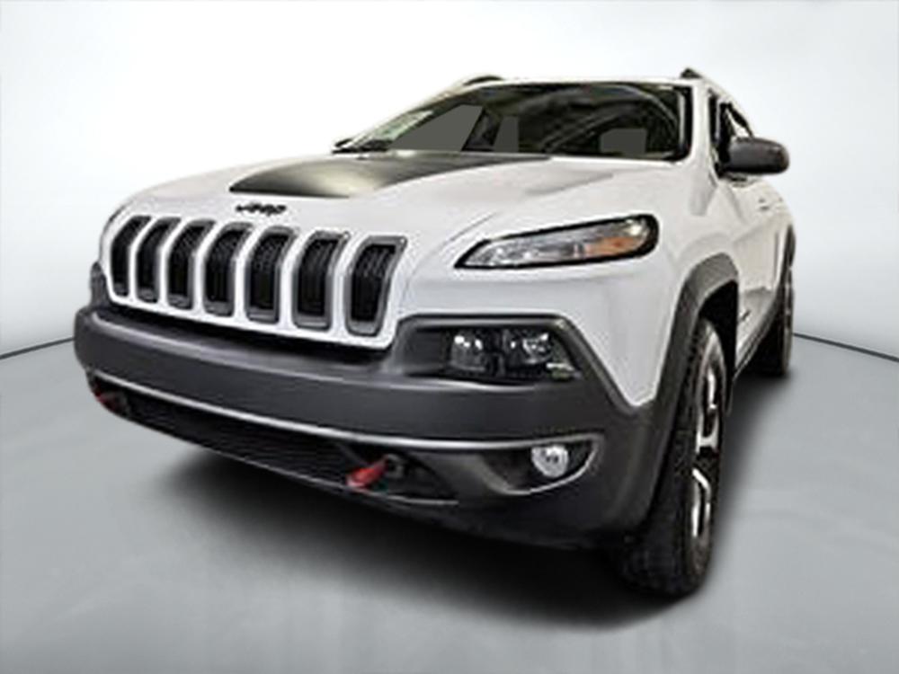 Jeep Cherokee 2016 Blanc usage à vendre Jeep Cherokee 2016 Blanc usage à vendre