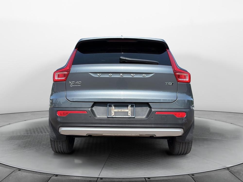 Volvo XC40 MOMENTUM AWD// PLUS PACKAGE 2019 d&rsquo;occasion à vendre - 7