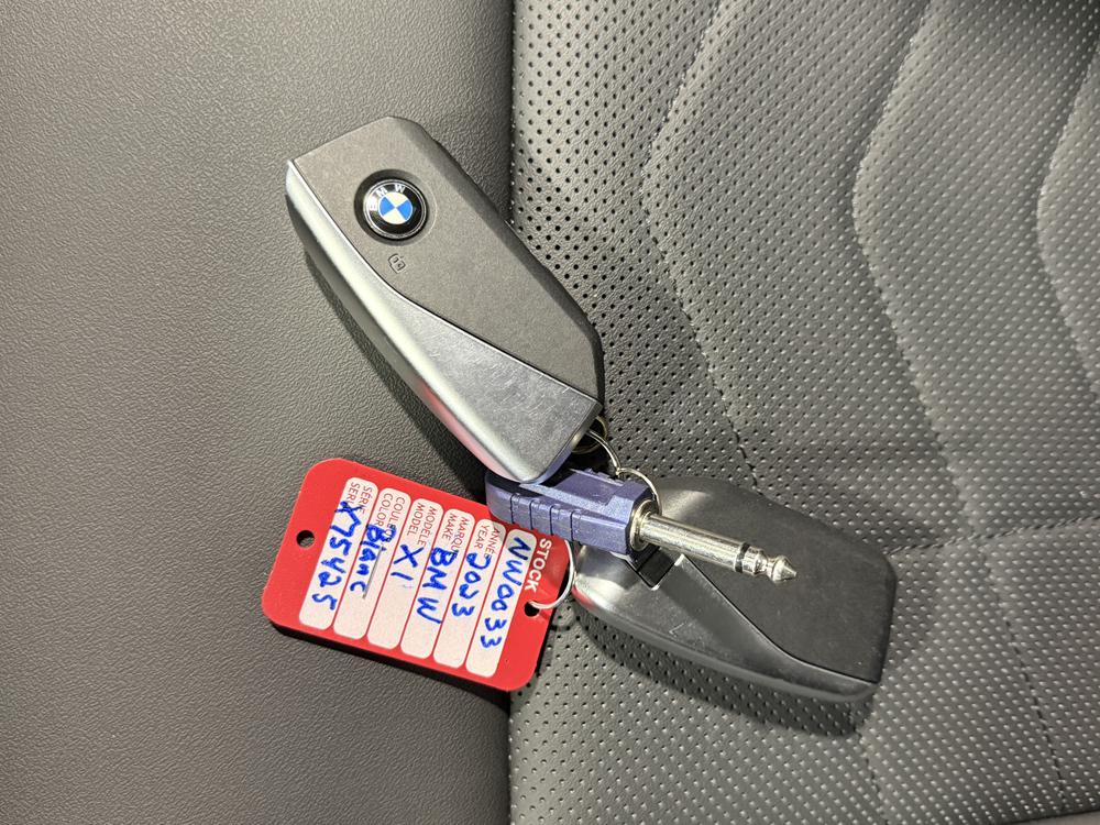 BMW X1 XDrive28i 2023 d&rsquo;occasion à vendre - 32
